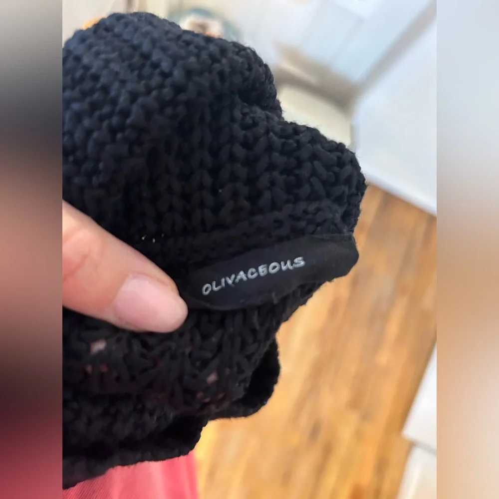 {OLIVACEBOUS} Black turtleneck Sweater - Picture 2 of 9